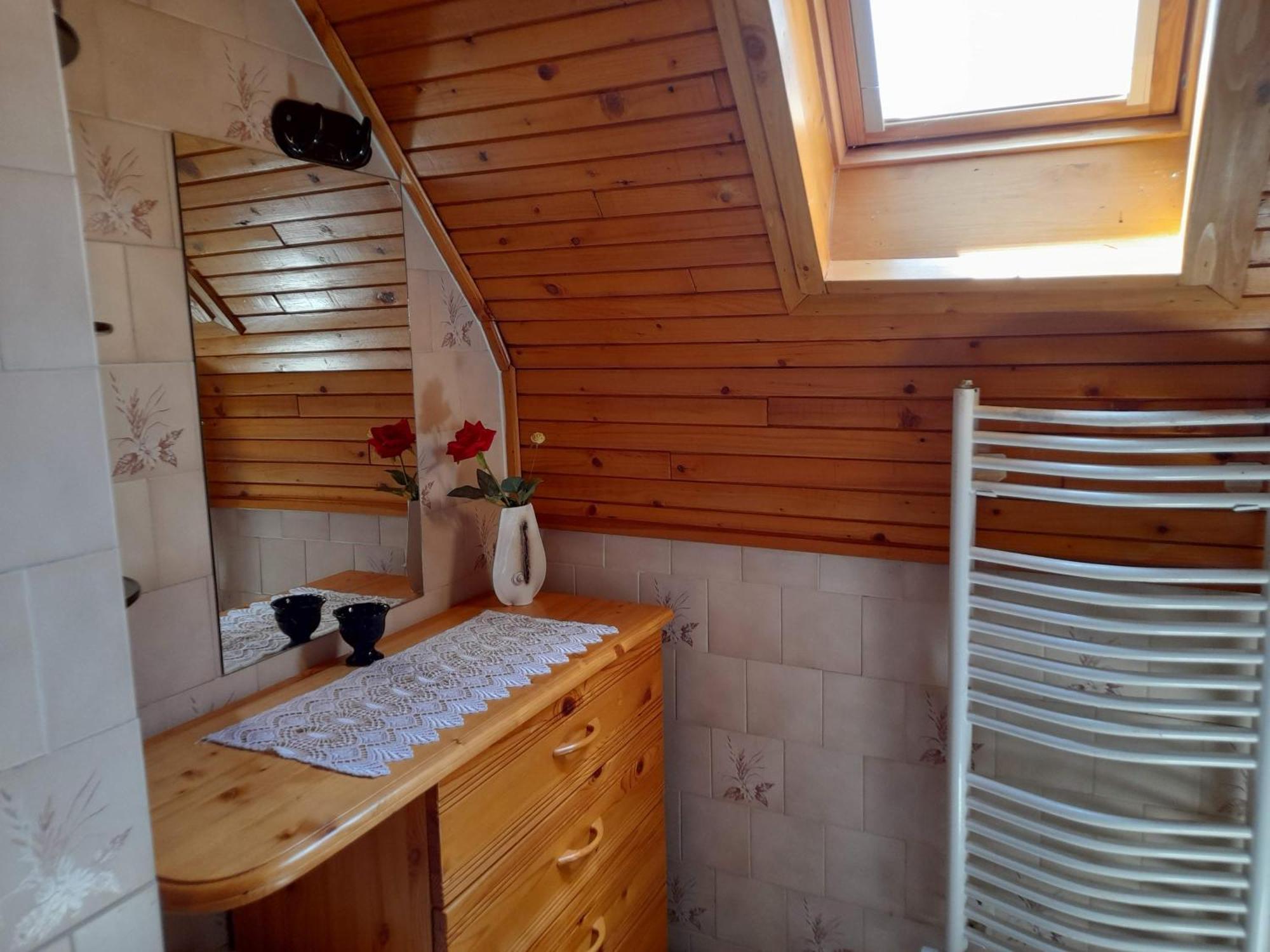 Apartamento Harmonia Vendeghaz 100 Meterre Az Igali Gyogyfuerdotol Exterior foto